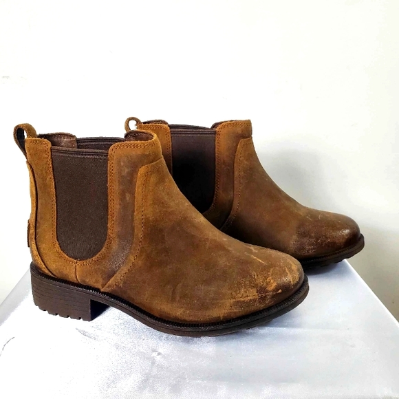 UGG Bonham II Chelsea Ankle Boots Brown Distressed PullOn Shearling Lined - Picture 3 of 11